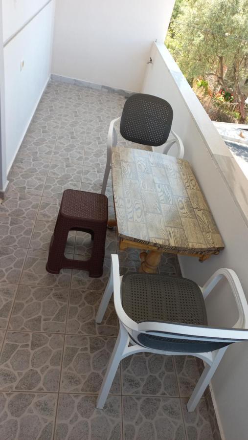 Vila Avni Likometi Ksamil Ruang foto