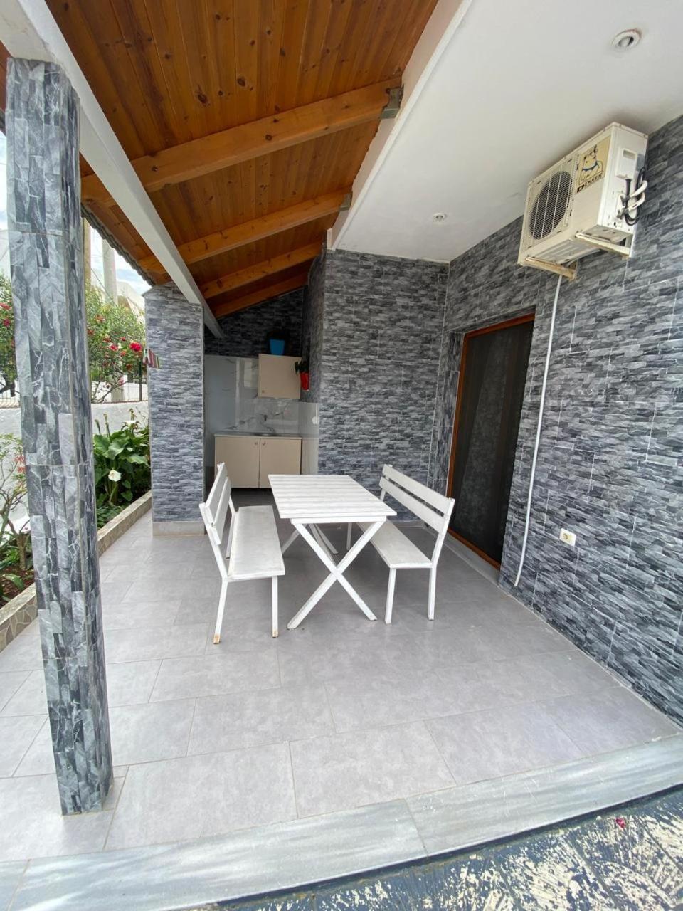 Vila Avni Likometi Ksamil Ruang foto
